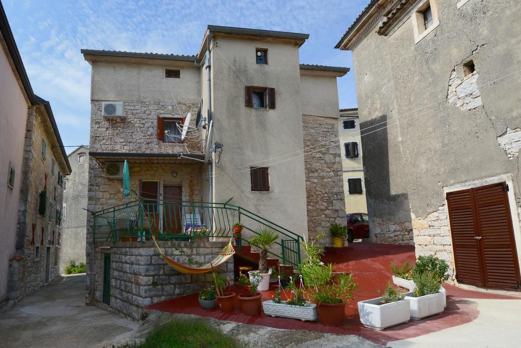 Maja Apartment Visnjan Exterior photo